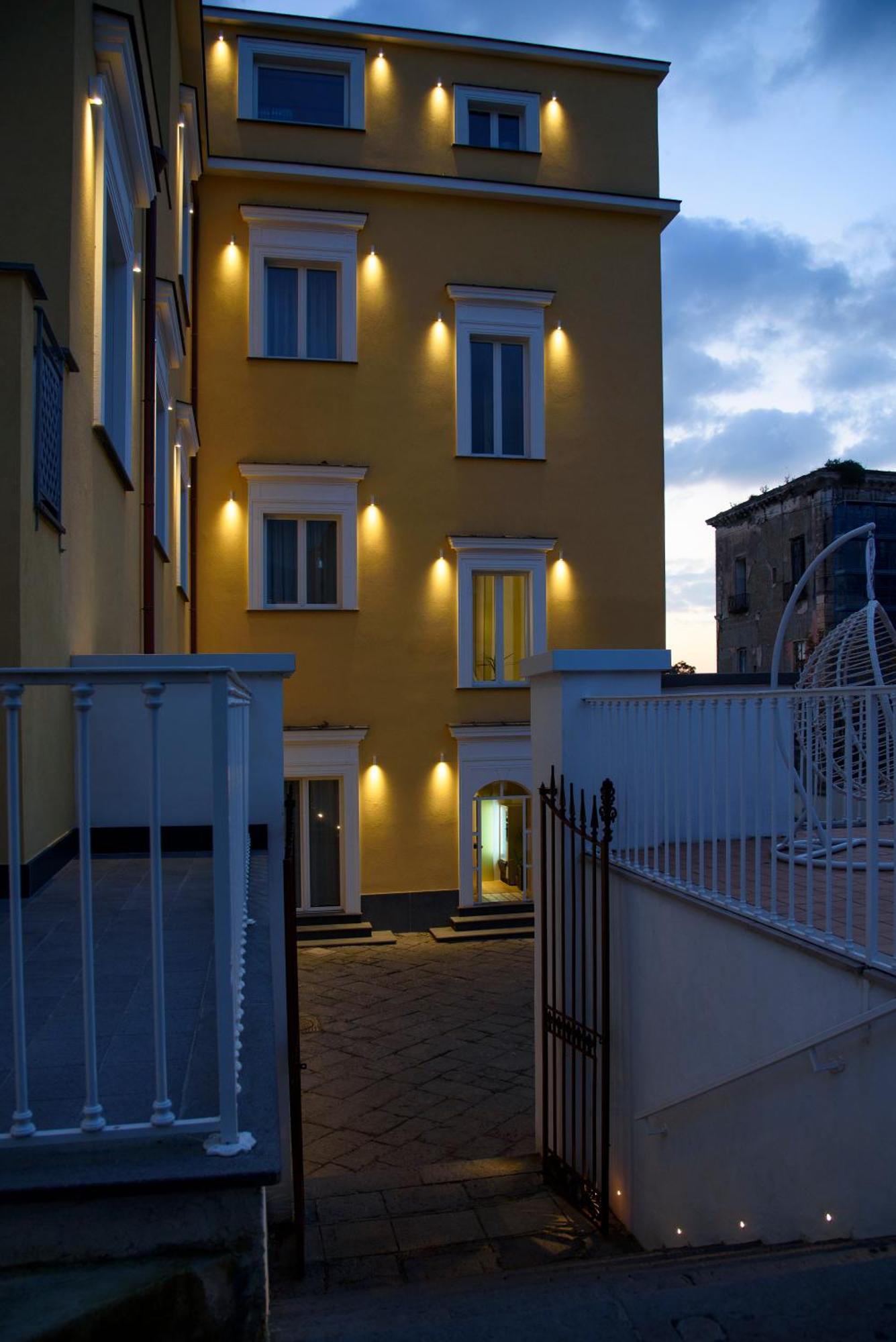 Vesuvius Palace Aparthotel Ercolano Ngoại thất bức ảnh